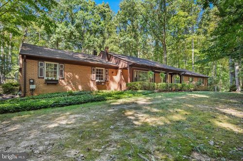 7408 Maple Branch Rd, CLIFTON, VA, 20124-2109 | Card Image