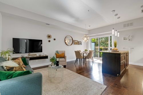 108-3170 Erin Mills Pky, Mississauga, ON, L5L0B6 | Card Image