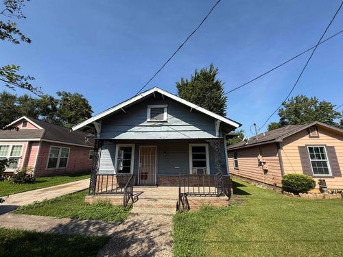 1930 Cleo St, Beaumont, TX, 77701-6203 | Card Image