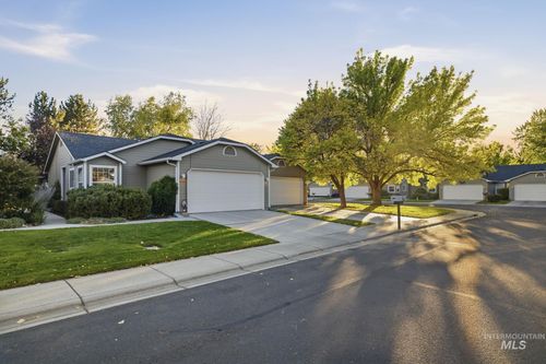 1451 E Silverton Ln, Boise, ID, 83706-5398 | Card Image