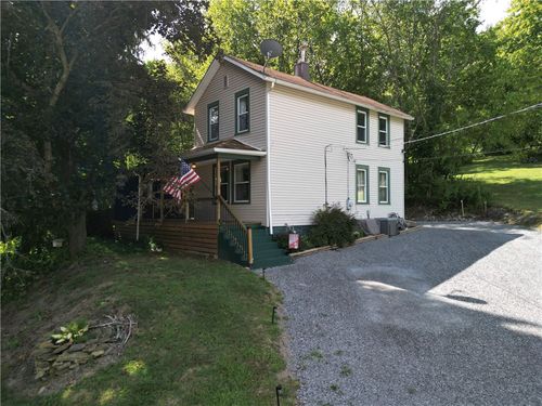 105 Midvale Rd, Wampum, PA, 16157-2301 | Card Image