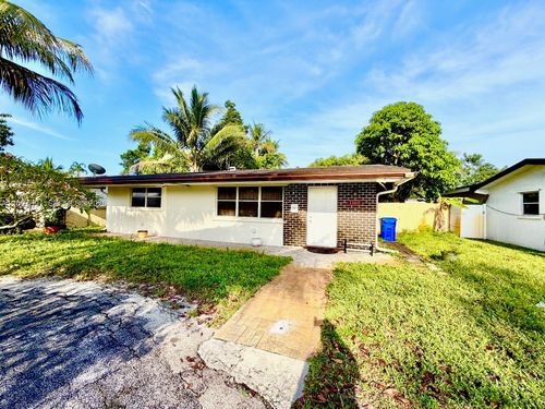 1160-1160 Nw 77th Way, Pembroke Pines, FL, 33024-5229 | Card Image