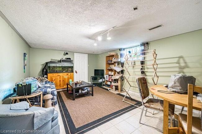 136 Patterson St, House other with 5 bedrooms, 2 bathrooms and 6 parking in Beeton ON | Image 35