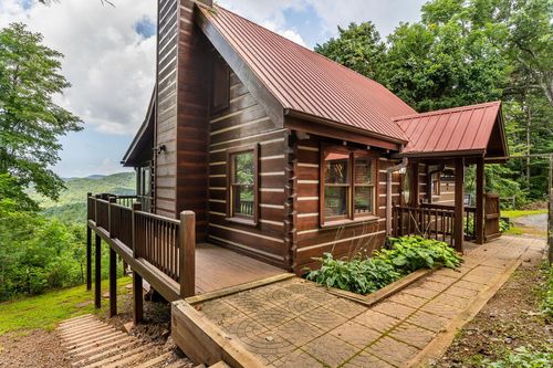 11 Amy Creek Cir, Ellijay, GA, 30540-0558 | Card Image