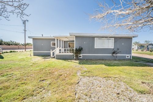 11025 Phelan Rd, Oak Hills, CA, 92344-0565 | Card Image