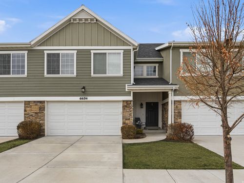 6654 S Wallsburg Dr, Taylorsville, UT, 84123-6991 | Card Image