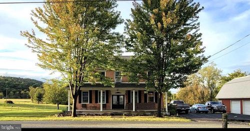 545 Hilltown Rd, Gettysburg, PA, 17325-7488 | Card Image