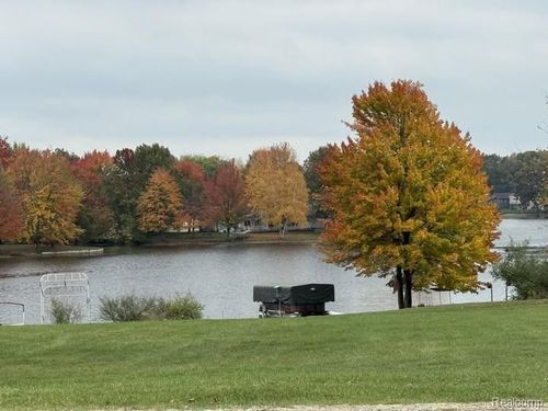 11328 Old Pierce Rd, Stanwood, MI, 49346 | Card Image