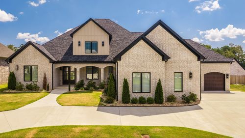 1630 Dolphin Dr, Conway, AR, 72034-8143 | Card Image