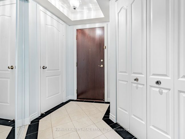 113 - 28 William Carson Cres, Condo with 2 bedrooms, 2 bathrooms and 1 parking in North York ON | Image 7