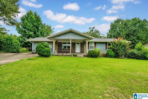616 10th Ter, Pleasant Grove, AL, 35127-1524 | Card Image