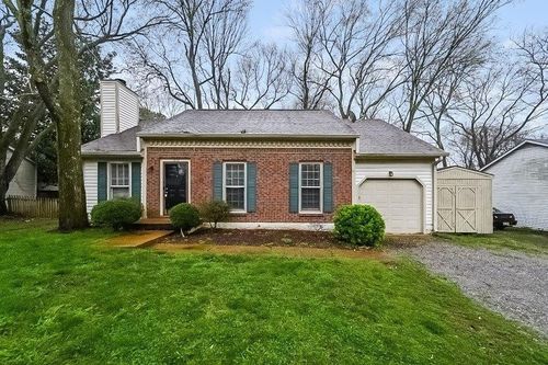1010 Rolling Meadow Dr, Mount Juliet, TN, 37122-3649 | Card Image