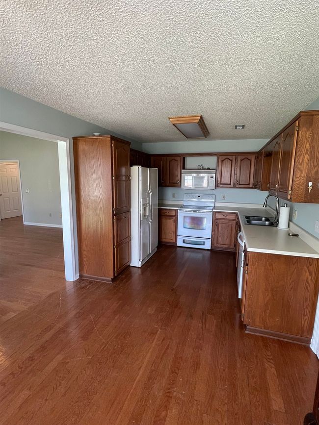 205 Cordelia Way, House other with 3 bedrooms, 2 bathrooms and null parking in Florence AL | Image 11