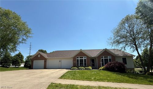 1030 Fairfield Dr, Wooster, OH, 44691-8000 | Card Image