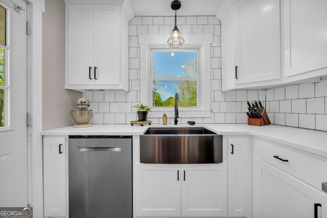 38 Irene St, House other with 3 bedrooms, 1 bathrooms and 3 parking in Toccoa GA | Image 19