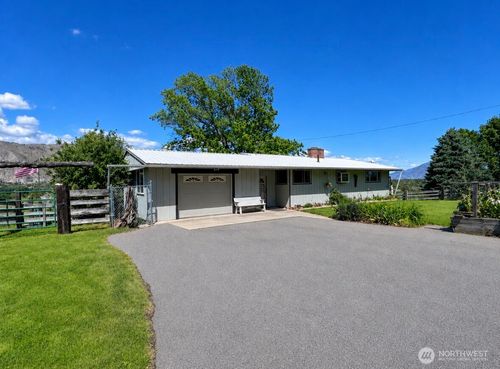 16 Mossy Rock Rd, Oroville, WA, 98844-9286 | Card Image