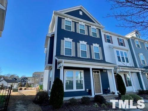 6445 Giddings St, Raleigh, NC, 27616-6685 | Card Image