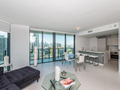 1506 - 501 Ne 31st Street, Condo with 3 bedrooms, 2 bathrooms and null parking in Miami FL | Image 1