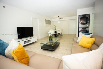 214 - 3300 Ne 192nd St, Condo with 2 bedrooms, 2 bathrooms and null parking in Aventura FL | Image 2