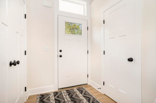 370 Chopin Dr, Muskegon, MI, 49442-1674 | Card Image