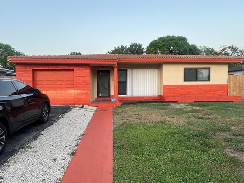 200 Nw 33rd Ter, Lauderhill, FL, 33311-8464 | Card Image