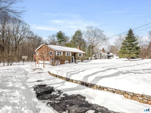 16 Deepdene Rd, Trumbull, CT, 06611-1712 | Card Image