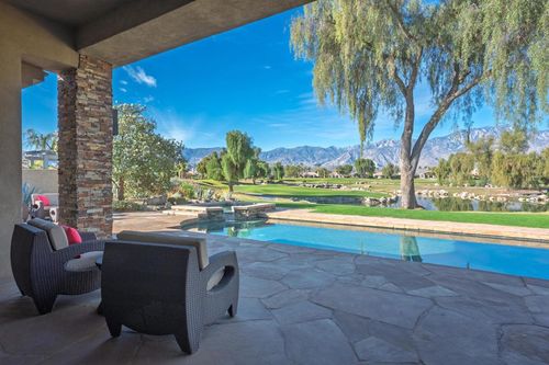 33 Via Las Flores, Rancho Mirage, CA, 92270-5204 | Card Image