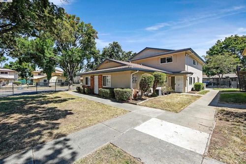 unit-3-2101 Lemontree Way, Antioch, CA, 94509-3242 | Card Image