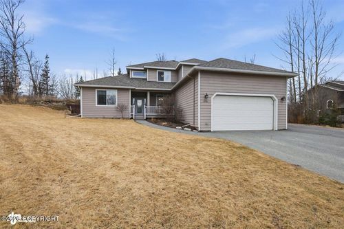 10961 E Equestrian St, Palmer, AK, 99645-5711 | Card Image