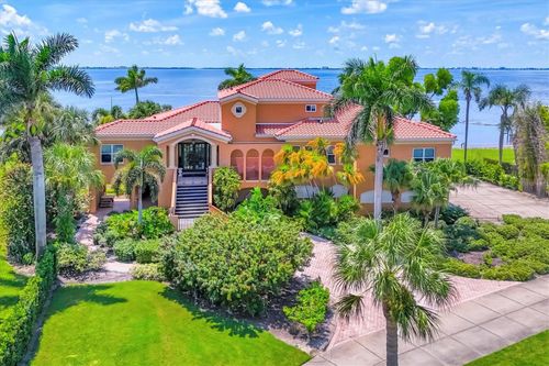 2708 Bay Dr, BRADENTON, FL, 34207-5600 | Card Image