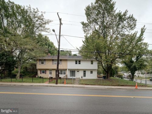 8001 Barlowe Rd, LANDOVER, MD, 20785-4216 | Card Image