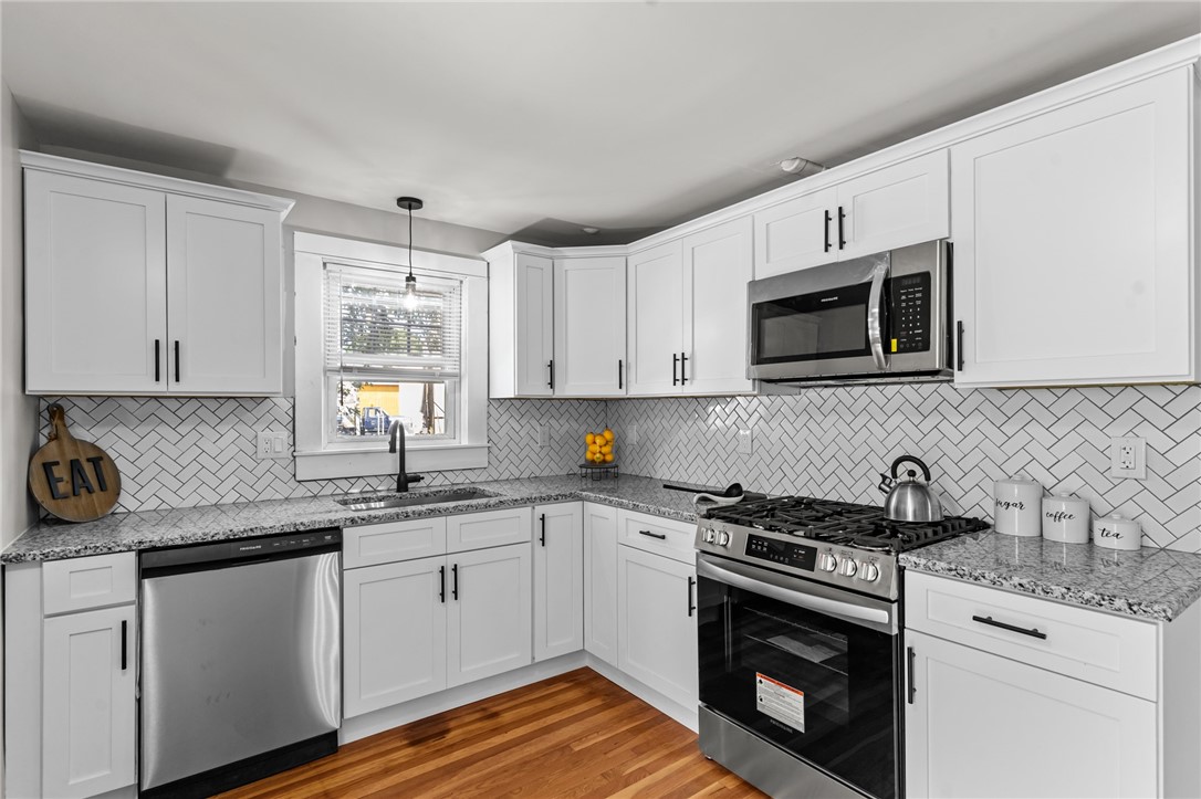 Gordon Ave, Warwick, RI 02889