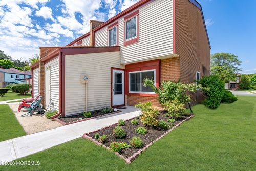 2 Foxwood Ct, Brick, NJ, 08724-2013 | Card Image