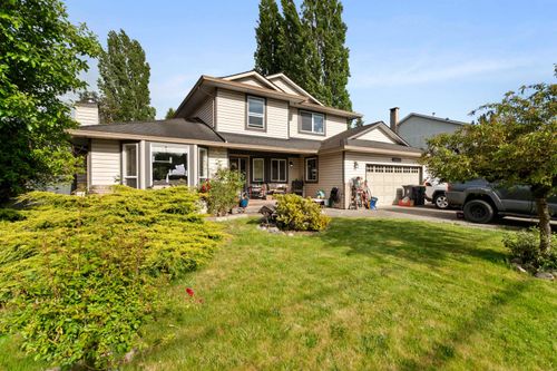 4970 216 St, Langley, BC, V3A8B4 | Card Image