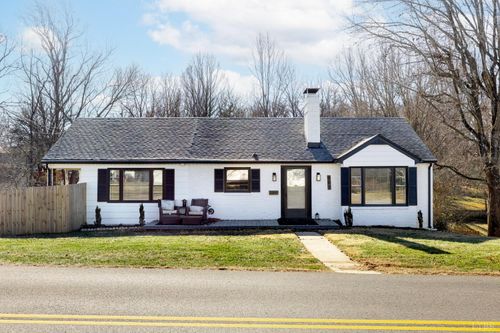 909 Lake Dr, Bedford, VA, 24523-1313 | Card Image