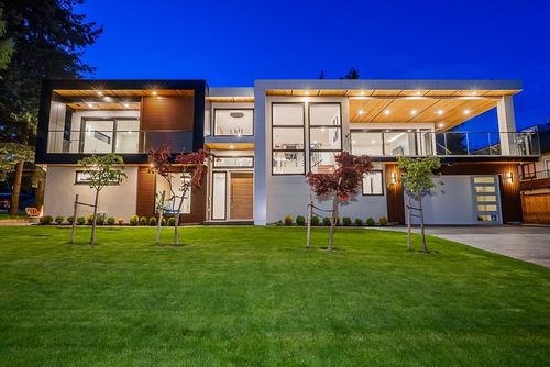 15911 Cliff Ave, White Rock, BC, V4B1W8 | Card Image