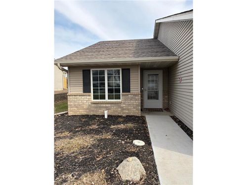 321 Wildwood Circle Circle, Roberts, WI, 54023 | Card Image
