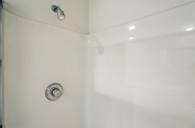 1131 Overlook Ct, Condo with 3 bedrooms, 3 bathrooms and null parking in Pickerington OH | Image 25