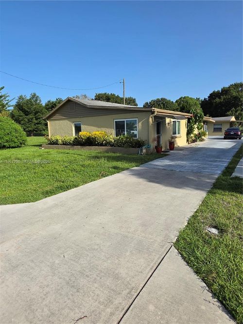 1-4321 Kirby Loop Rd, Fort Pierce, FL, 34981-5341 | Card Image