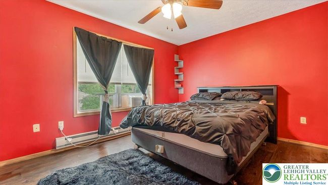 838 Cayuga Way, House other with 4 bedrooms, 3 bathrooms and null parking in Stroudsburg PA | Image 26