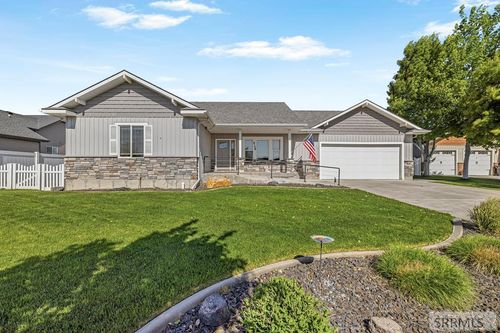 4154 Steeplechase Ln, Idaho Falls, ID, 83402-4767 | Card Image
