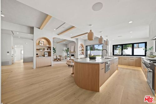 21626 Cezanne Pl, Woodland Hills, CA, 91364-5213 | Card Image