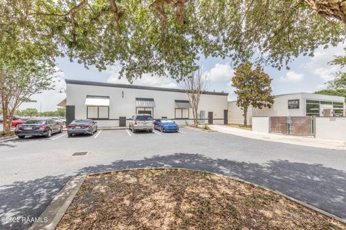 103a Acadiana Mall Cir, Lafayette, LA, 70503-5326 | Card Image