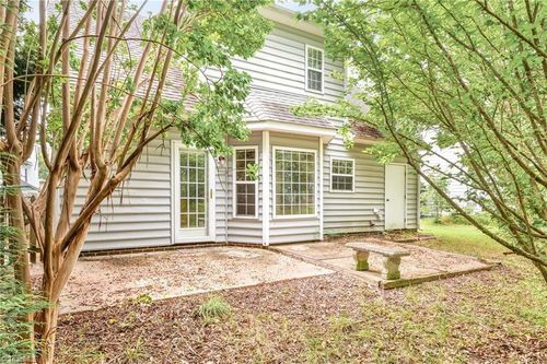 4902 Heritage Woods Ct, Greensboro, NC, 27407-6125 | Card Image
