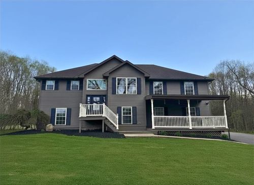 190 Pew Rd, Mercer, PA, 16137-5632 | Card Image