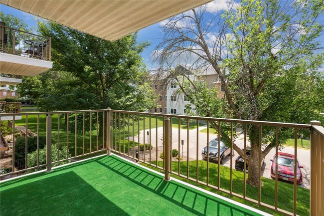 APT-215 - 2135 1 St Ave Se, Condo with 2 bedrooms, 2 bathrooms and null parking in Cedar Rapids IA | Image 6