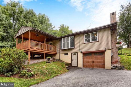 174 Marticville Rd, LANCASTER, PA, 17603-9651 | Card Image