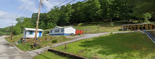 245 W Highway 72, Baxter, KY, 40806-8528 | Card Image