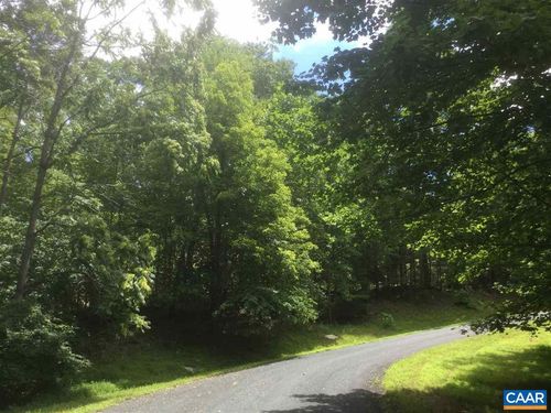 1i-b3-mountain-shado-110 Wood Thrush Ln Lane, NELLYSFORD, VA, 22958 | Card Image