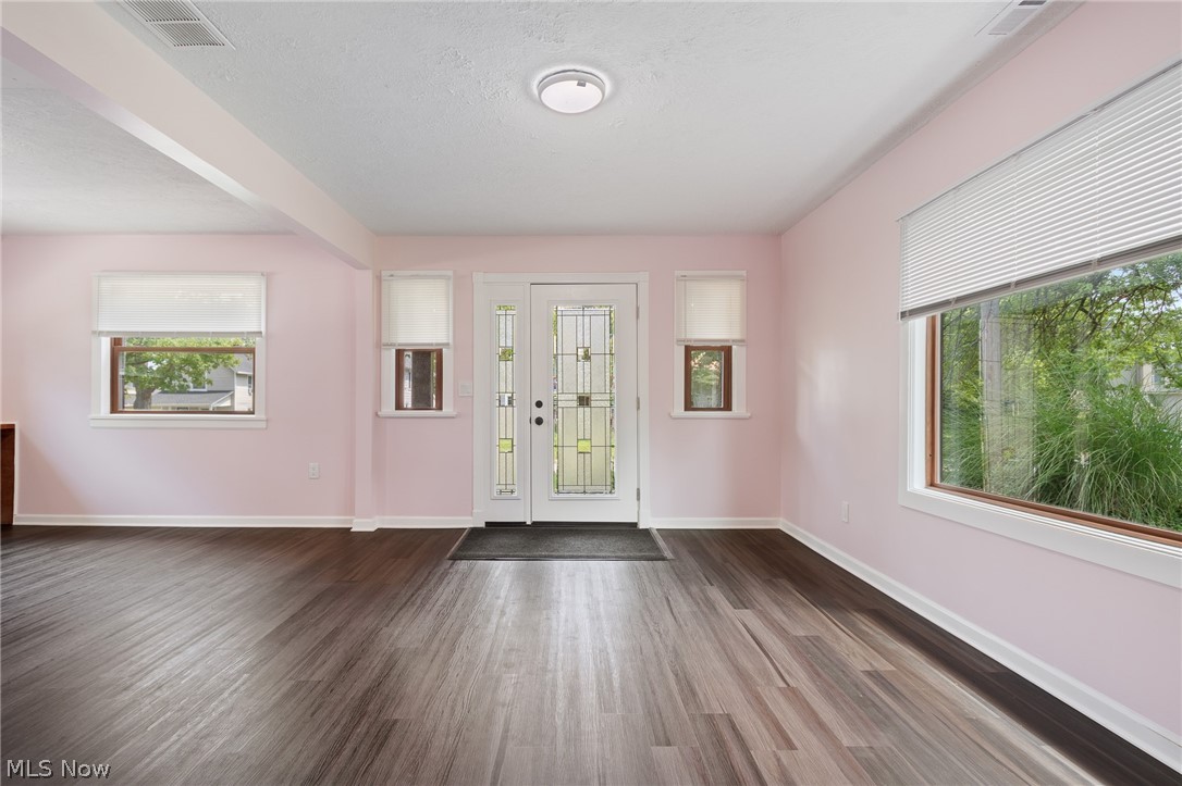 Residential Lease in Medina 2